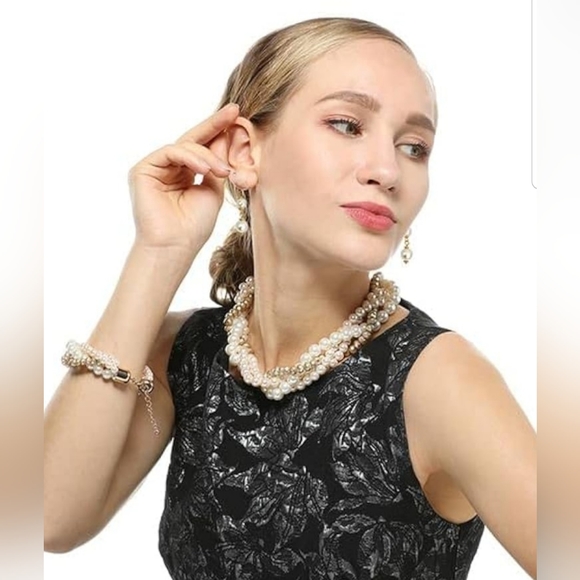 NEW Layered Twisted Gold Faux Pearl Choker Chunky Necklace Earrings Bracelet Set - Picture 6 of 7